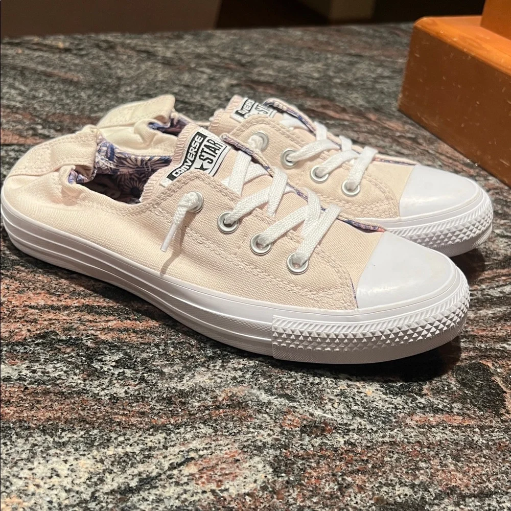 Converse Pink and White Women's Sneakers - Picture 3 of 9